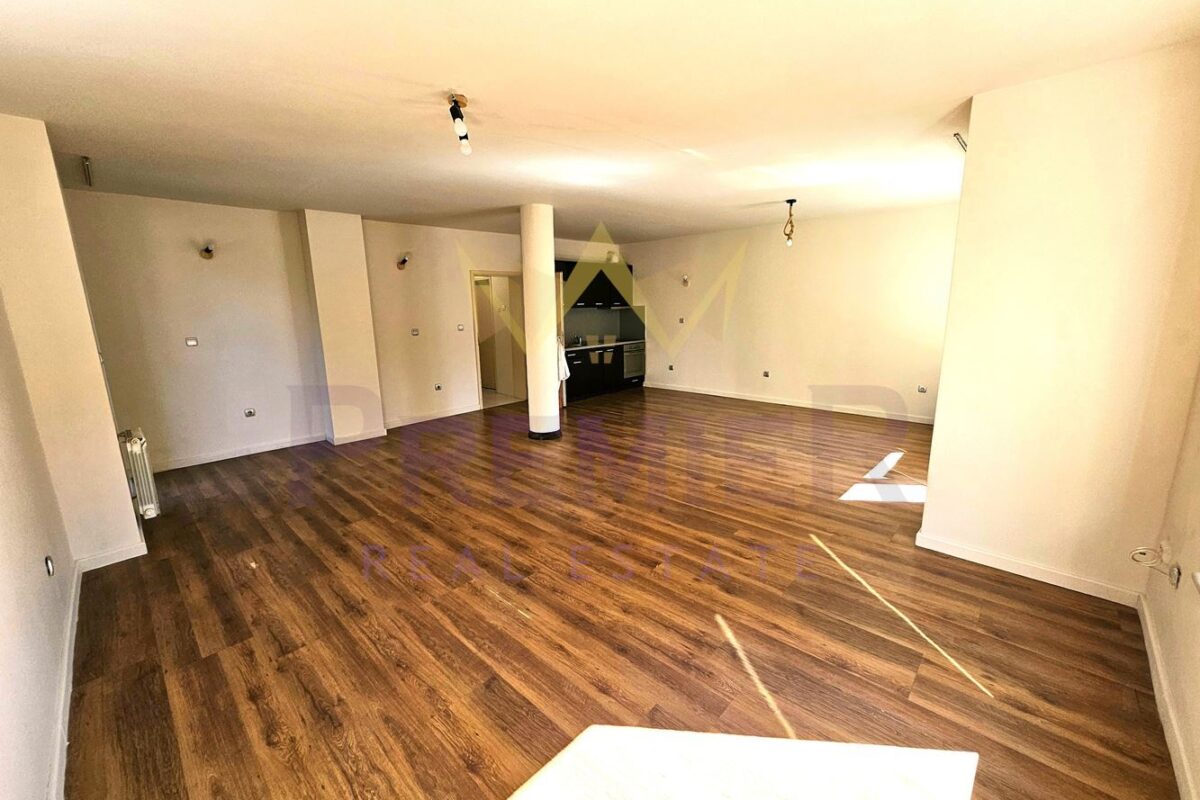 Елегантен тристаен апартамент в кв.Оборище - ИМОТИ ПРЕМИЕР - Агенция за недвижими имоти