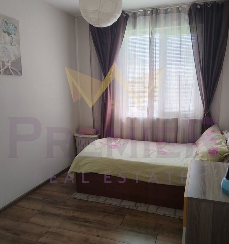 Етаж от къща със самостоятелен вход,кв.Ветрен - ИМОТИ ПРЕМИЕР - Агенция за недвижими имоти