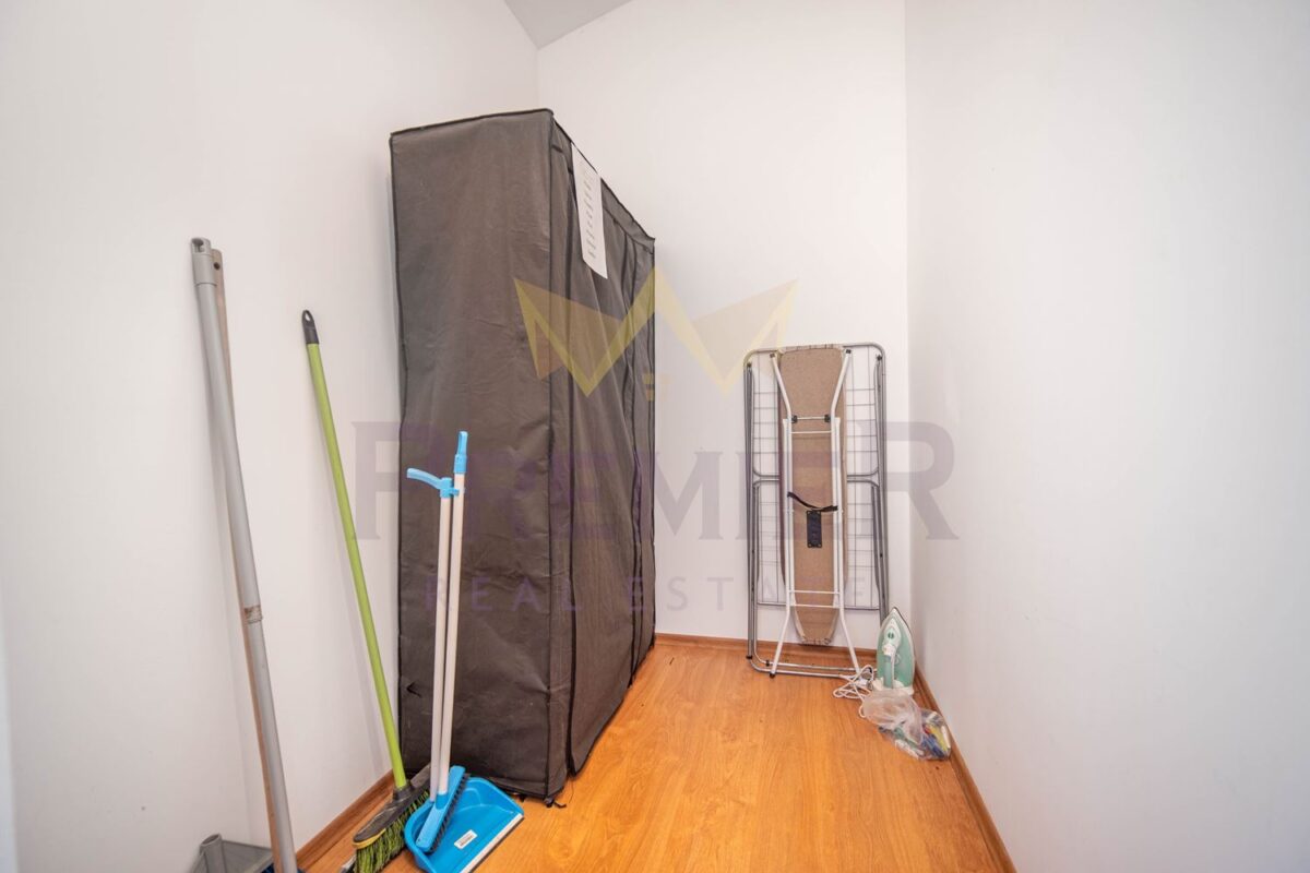 Самостоятелна едноетажна къща с двор в затворен комплекс с морска панорама до с. Кранево. - ИМОТИ ПРЕМИЕР - Агенция за недвижими имоти