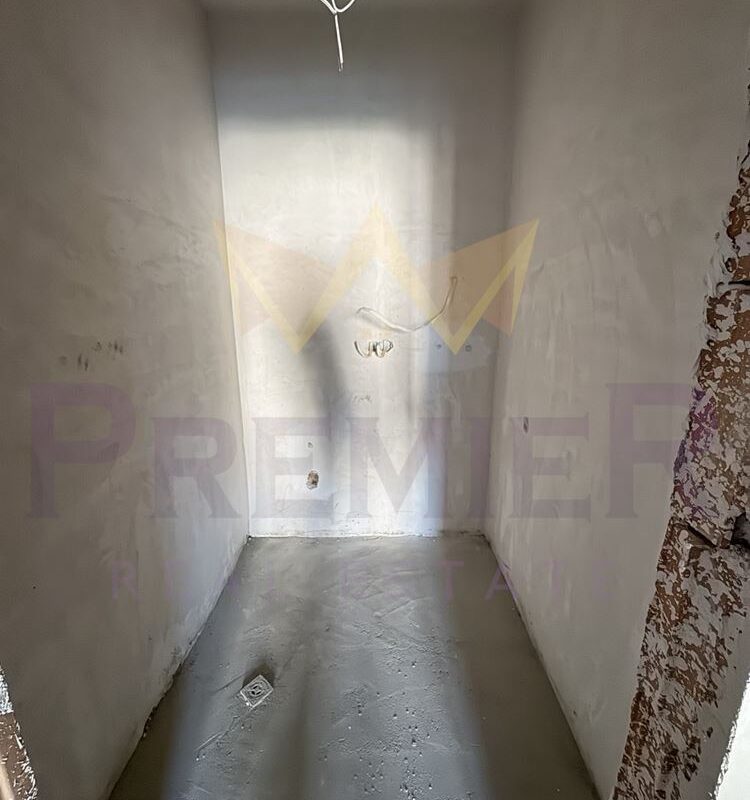 Тристаен апартамент Полигона - ИМОТИ ПРЕМИЕР - Агенция за недвижими имоти