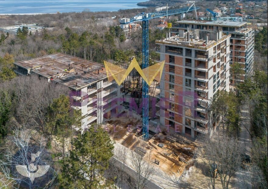 Четиристаен апартамент, кв.Аспарухово - ИМОТИ ПРЕМИЕР - Агенция за недвижими имоти