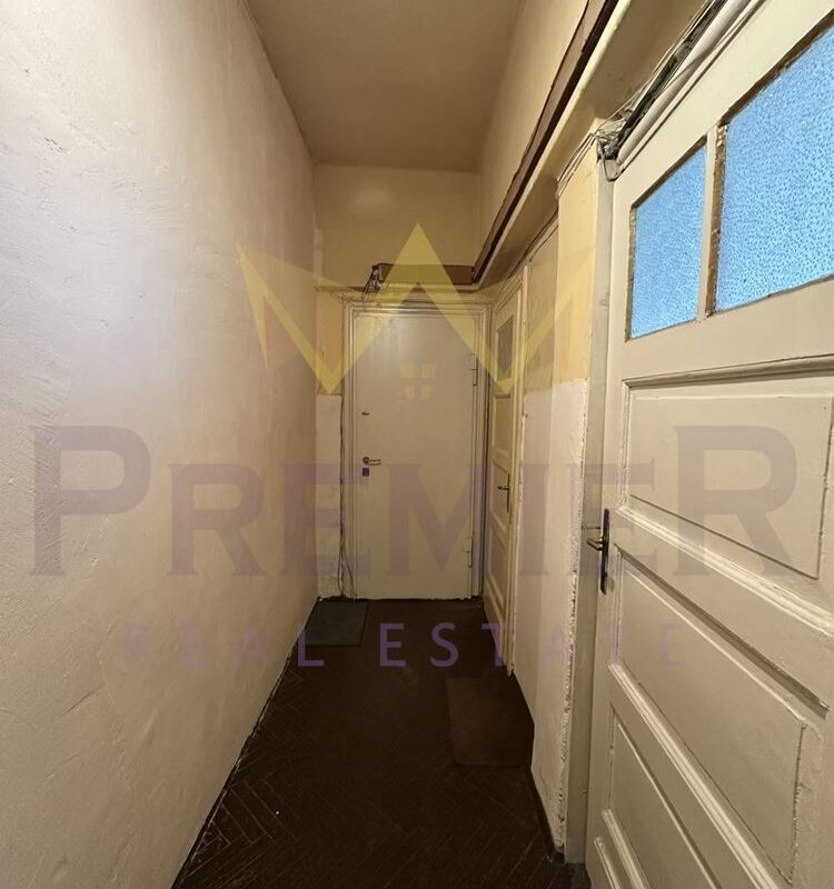 ДВУСТАЕН АПАРТАМЕНТ ЦЕНТЪР - ИМОТИ ПРЕМИЕР - Агенция за недвижими имоти