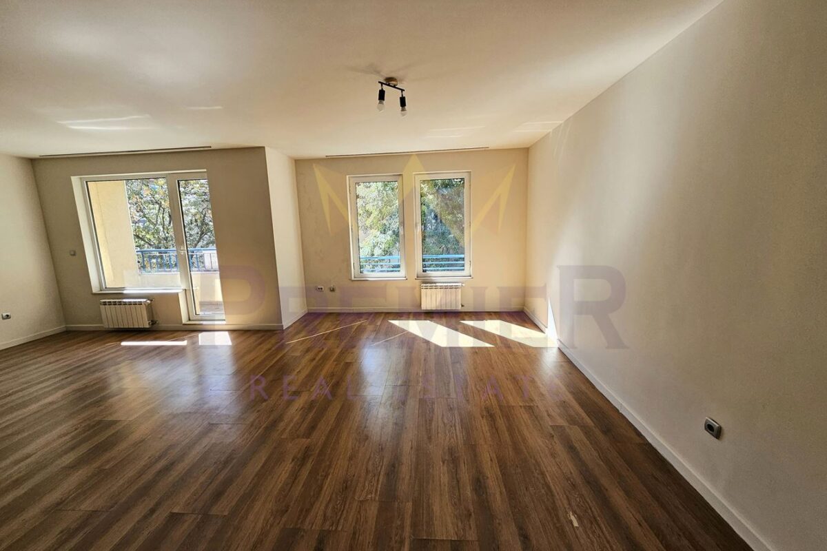 Елегантен тристаен апартамент в кв.Оборище - ИМОТИ ПРЕМИЕР - Агенция за недвижими имоти