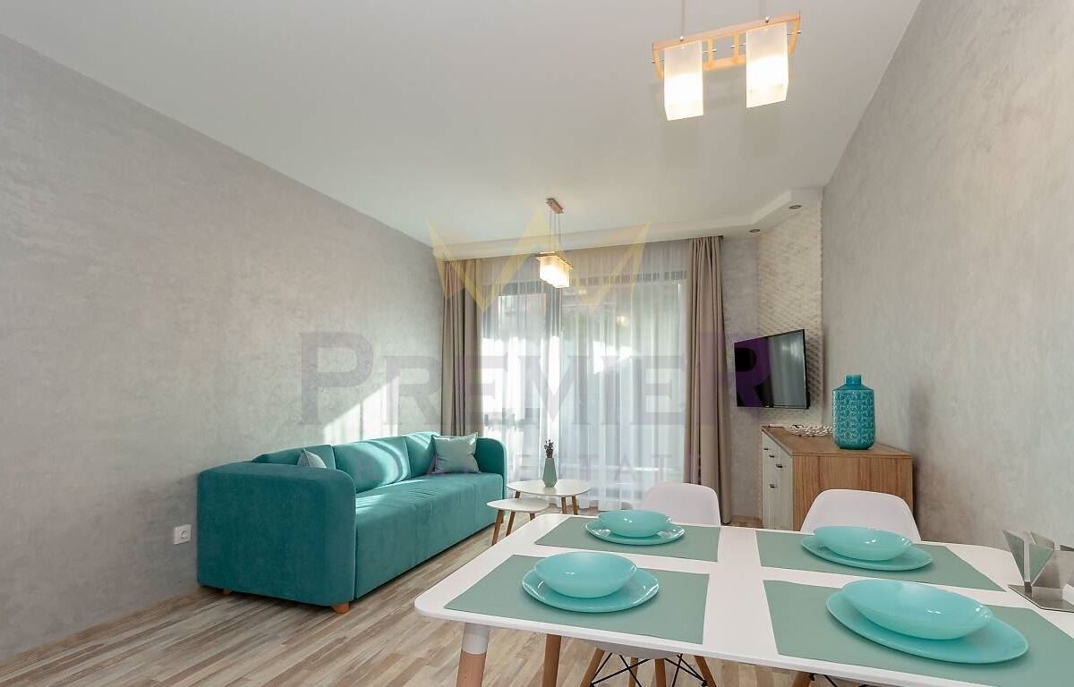 ДВУСТАЕН АПАРТАМЕНТ ИДЕАЛЕН ЦЕНТЪР - ИМОТИ ПРЕМИЕР - Агенция за недвижими имоти