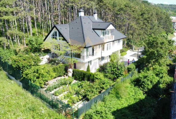 Агенция за недвижими имоти - Имоти Премиер - имот - 1032207, Цена: 690000 EUR