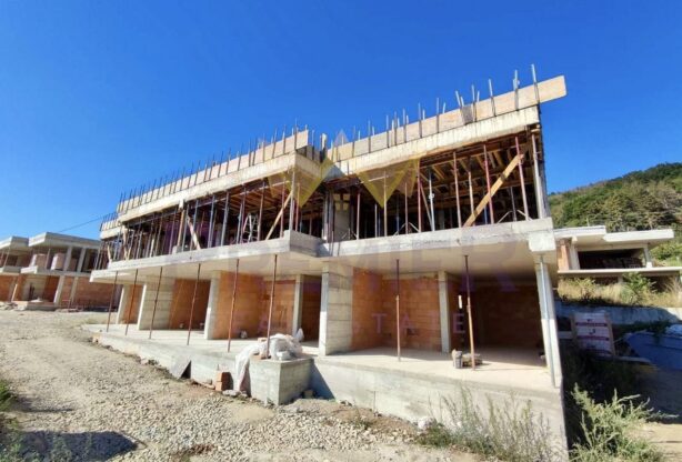 Агенция за недвижими имоти - Имоти Премиер - имот - 974665, Цена: 247000 EUR