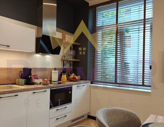 Агенция за недвижими имоти - Имоти Премиер - имот - 1093227, Цена: 900 EUR