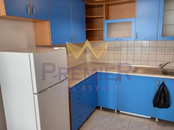 ТРИСТАЕН АПАРТАМЕНТ, КОЛХОЗЕН ПАЗАР - ИМОТИ ПРЕМИЕР - Агенция за недвижими имоти