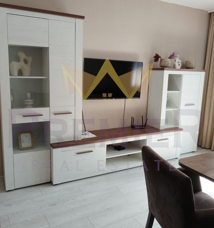 Двустаен апартамент до у-ще Л.Каравелов - ИМОТИ ПРЕМИЕР - Агенция за недвижими имоти