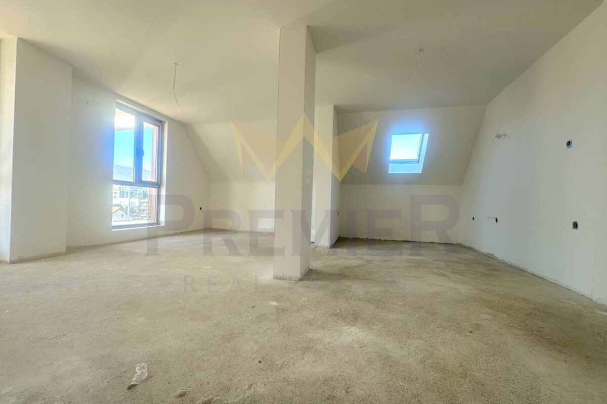 Тристаен апартамент в кв.Витоша - ИМОТИ ПРЕМИЕР - Агенция за недвижими имоти