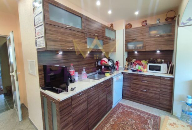 Агенция за недвижими имоти - Имоти Премиер - имот - 1105167, Цена: 174000 EUR