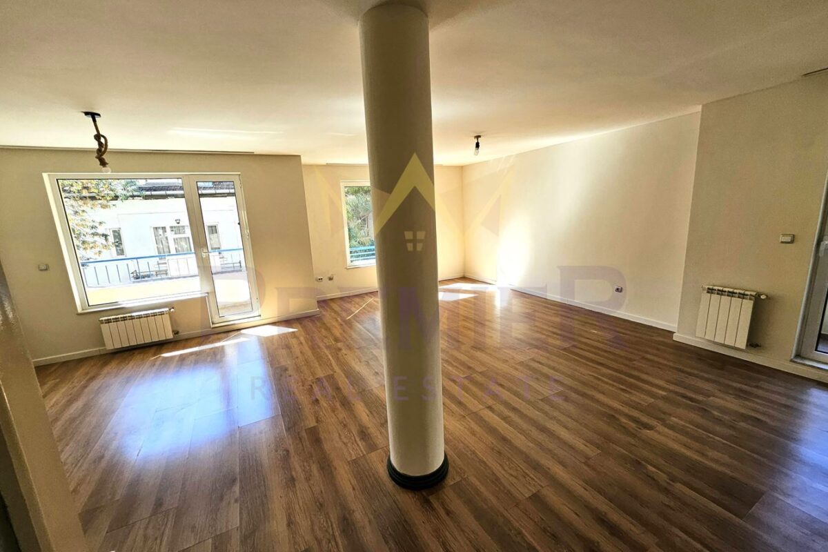 Елегантен тристаен апартамент в кв.Оборище - ИМОТИ ПРЕМИЕР - Агенция за недвижими имоти