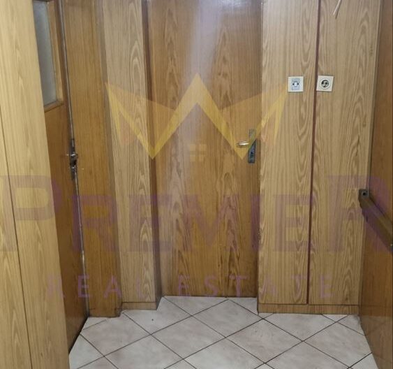 Апартамент с 3 спални и кухня в Цветен кватал -  - снимка 12 - Имоти Премиер