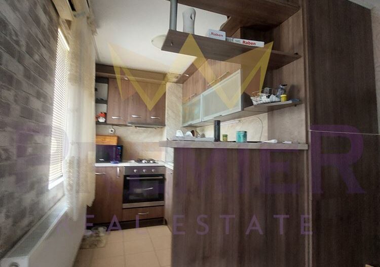 Агенция за недвижими имоти - Имоти Премиер - имот - 1053121, Цена: 220000 EUR