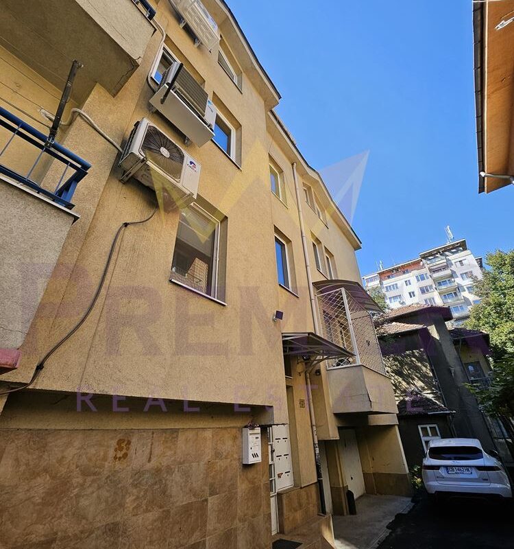 Елегантен тристаен апартамент в кв.Оборище - ИМОТИ ПРЕМИЕР - Агенция за недвижими имоти