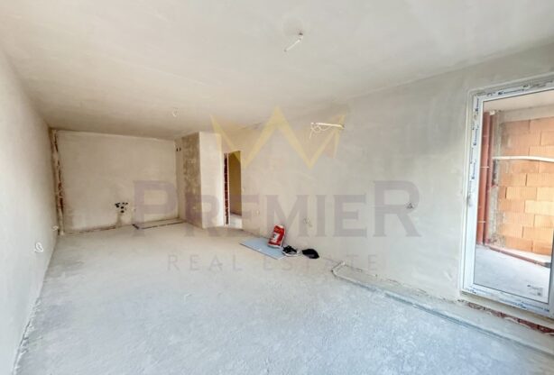 Агенция за недвижими имоти - Имоти Премиер - имот - 830787, Цена: 135942 EUR