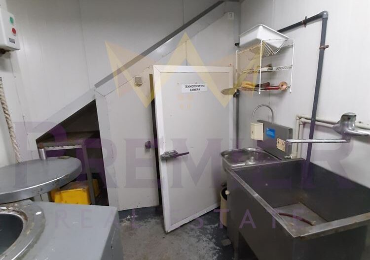 Бизнес имот с транжорна и всички разрешителни! Варна, кв. Левски -  - снимка 19 - Имоти Премиер