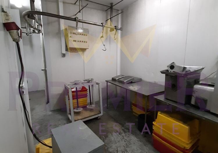 Бизнес имот с транжорна и всички разрешителни! Варна, кв. Левски -  - снимка 21 - Имоти Премиер