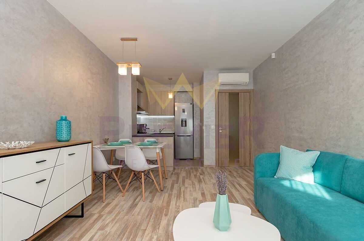 ДВУСТАЕН АПАРТАМЕНТ ИДЕАЛЕН ЦЕНТЪР - ИМОТИ ПРЕМИЕР - Агенция за недвижими имоти