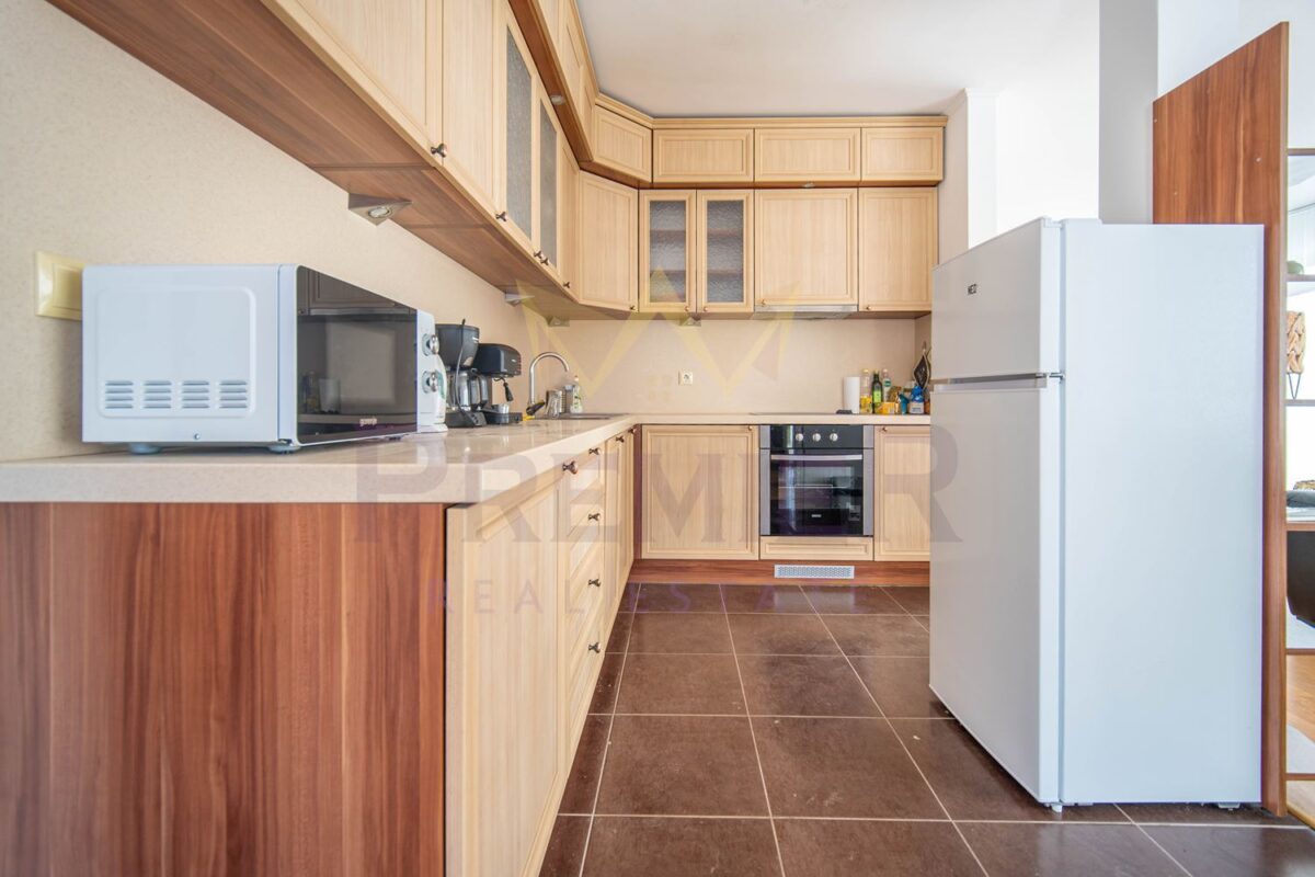 Самостоятелна едноетажна къща с двор в затворен комплекс с морска панорама до с. Кранево. - ИМОТИ ПРЕМИЕР - Агенция за недвижими имоти