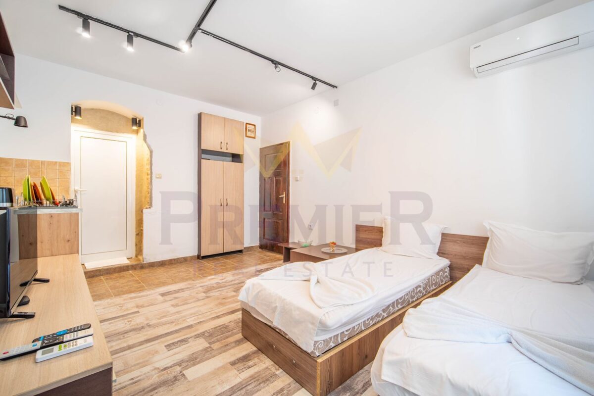 Инвестиционен имот в Идеален Център, гр. Варна - ИМОТИ ПРЕМИЕР - Агенция за недвижими имоти