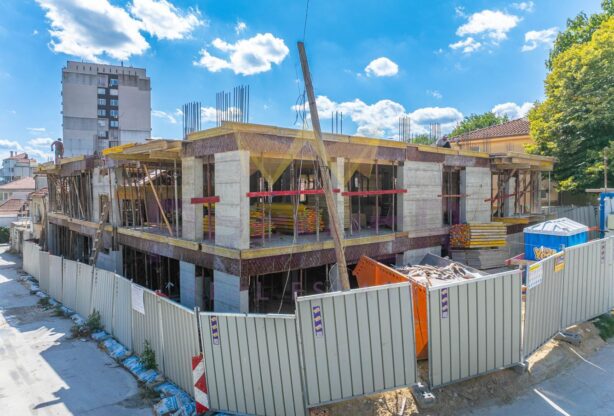 Агенция за недвижими имоти - Имоти Премиер - имот - 1054444, Цена: 134900 EUR