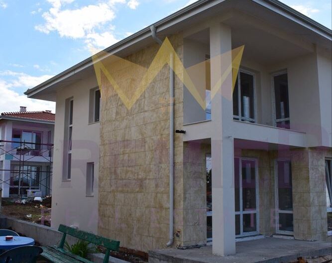 Четири Самостоятелни Двуетажни Къщи с двор в с. Веселие, общ. Приморско -  - снимка 6 - Имоти Премиер