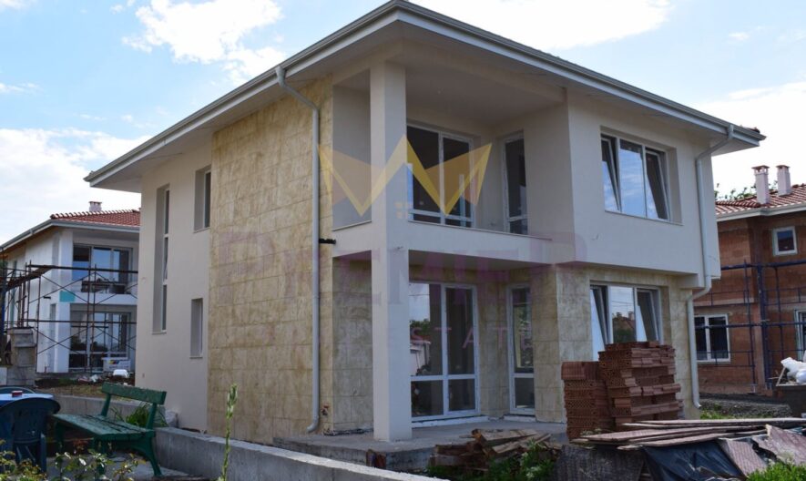 Четири Самостоятелни Двуетажни Къщи с двор в с. Веселие, общ. Приморско -  - снимка 8 - Имоти Премиер