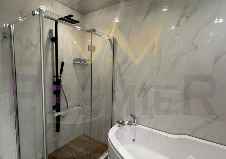 ЧЕТИРИСТАЕН АПАРТАМЕНТ, ИДЕАЛЕН ЦЕНТЪР - - снимка 16 - Имоти Премиер