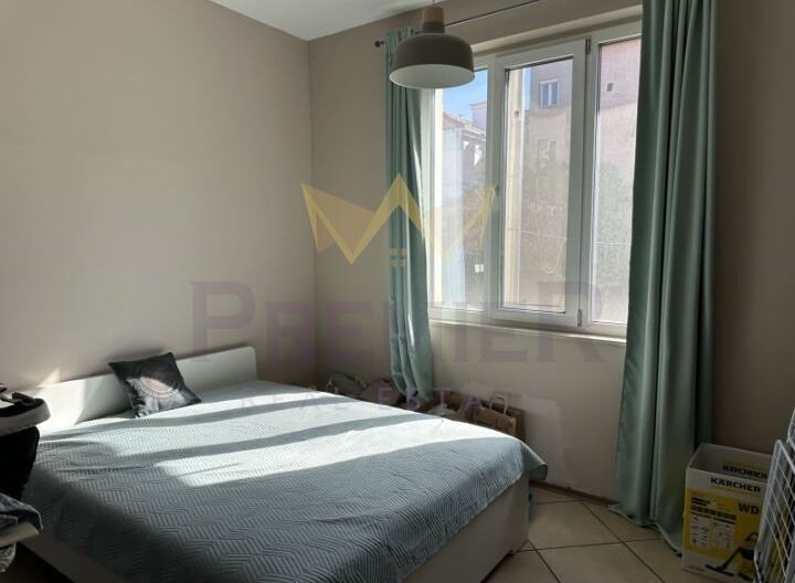 Четиристаен апартамент в Център -  - снимка 13 - Имоти Премиер