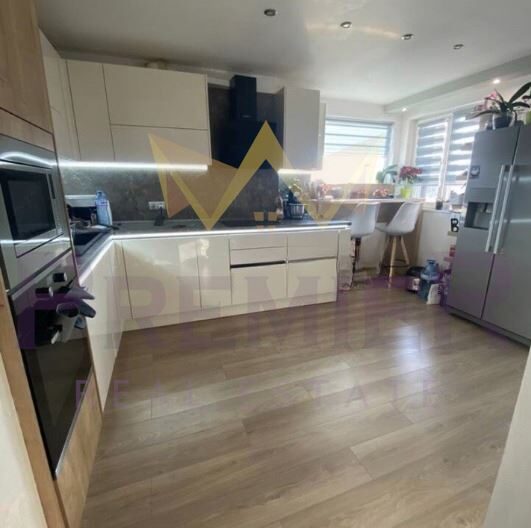 Агенция за недвижими имоти - Имоти Премиер - имот - 1095075, Цена: 318000 EUR