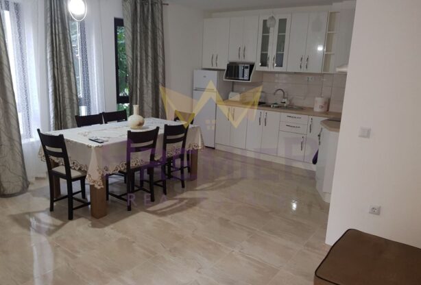 Агенция за недвижими имоти - Имоти Премиер - имот - 1086642, Цена: 850 EUR