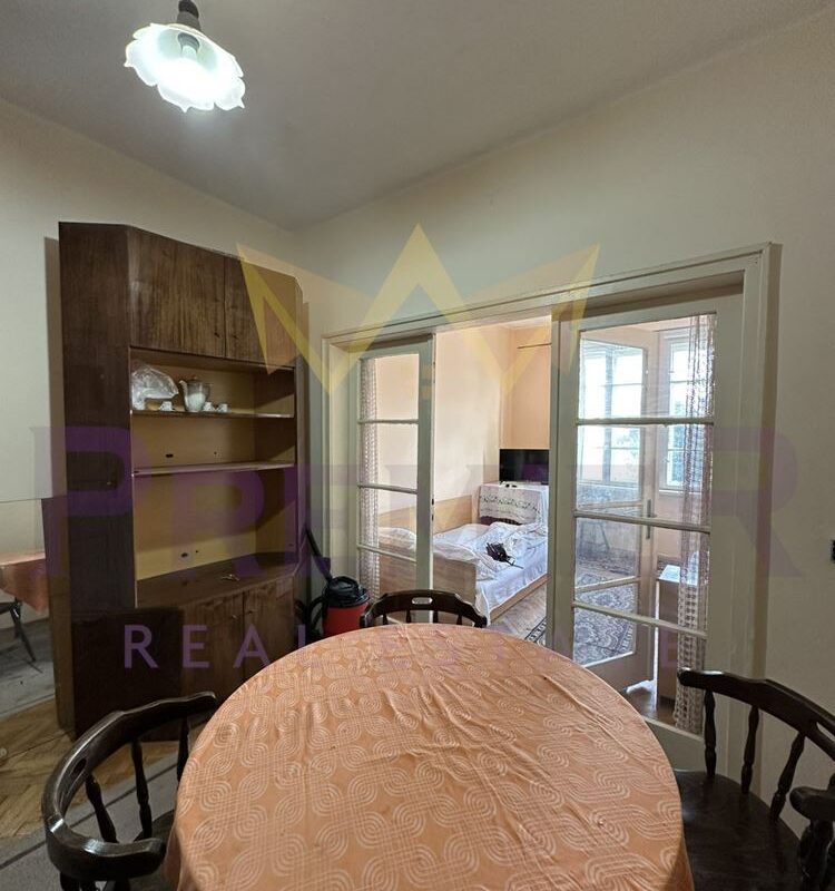 ДВУСТАЕН АПАРТАМЕНТ ЦЕНТЪР - ИМОТИ ПРЕМИЕР - Агенция за недвижими имоти