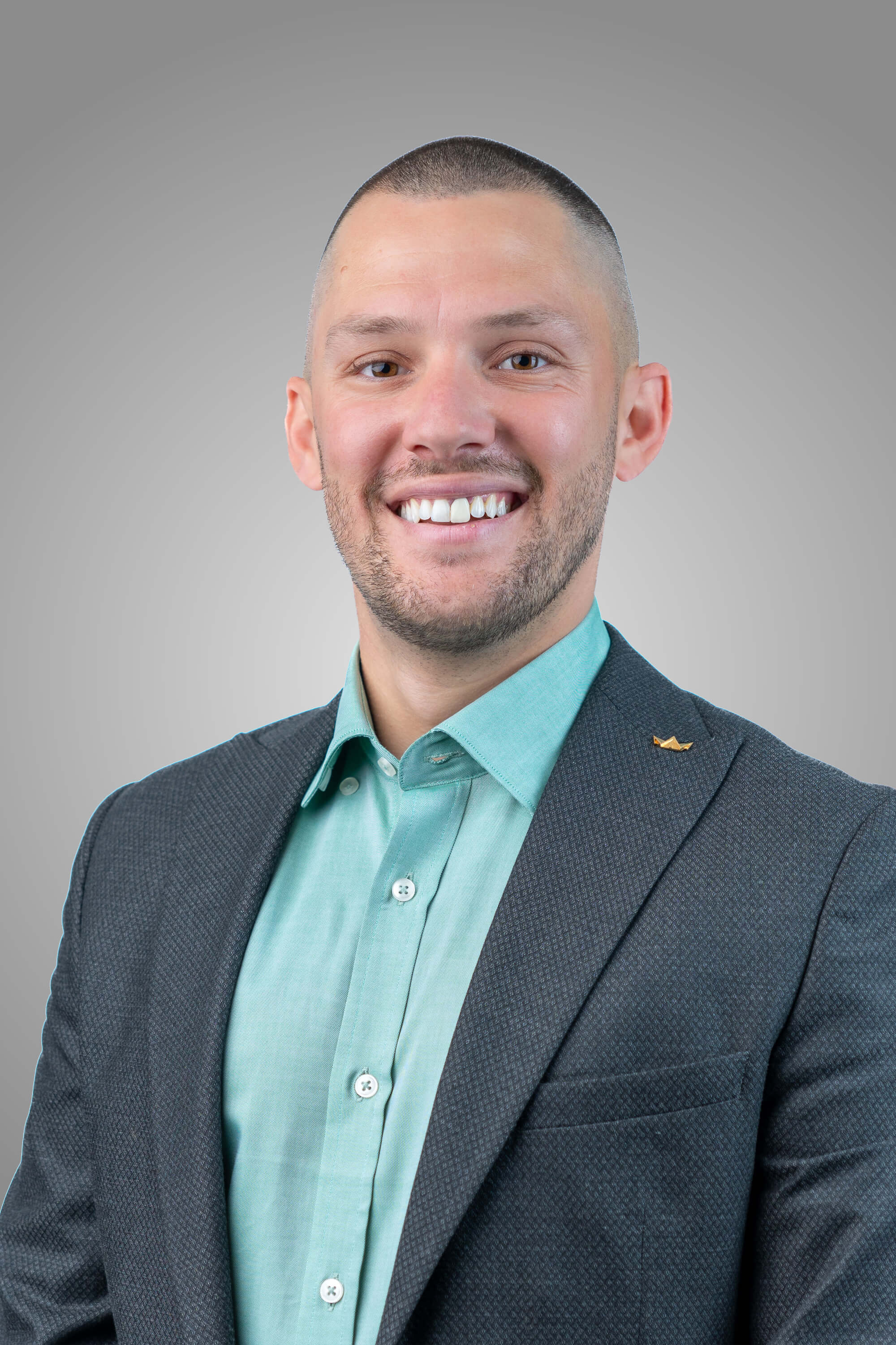 Деян Митев - ИМОТИ ПРЕМИЕР - Агенция за недвижими имоти