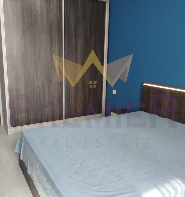 Двустаен апартамент до у-ще Л.Каравелов - ИМОТИ ПРЕМИЕР - Агенция за недвижими имоти