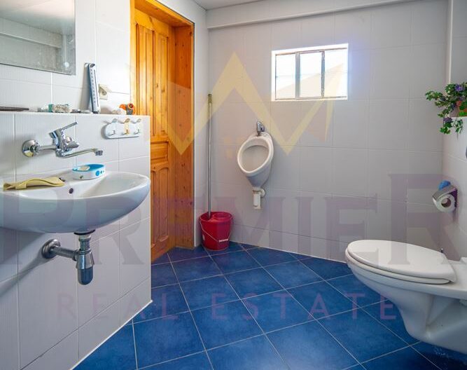 Двуетажна къща с гараж с.Оброчище -  - снимка 21 - Имоти Премиер