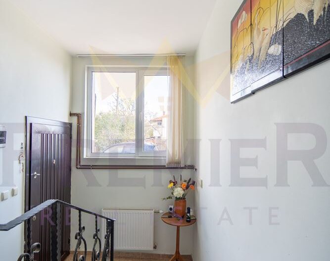 Двуетажна къща с морска панорама -  - снимка 16 - Имоти Премиер