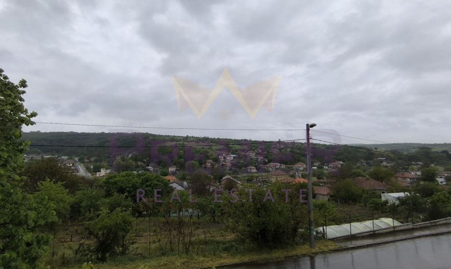 Двуетажна къща село Константиново, площ-193 кв.м. -  - снимка 3 - Имоти Премиер
