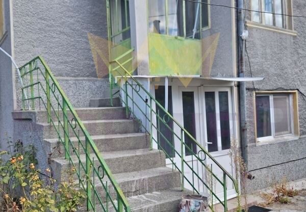 Агенция за недвижими имоти - Имоти Премиер - имот - 1096835, Цена: 270000 EUR