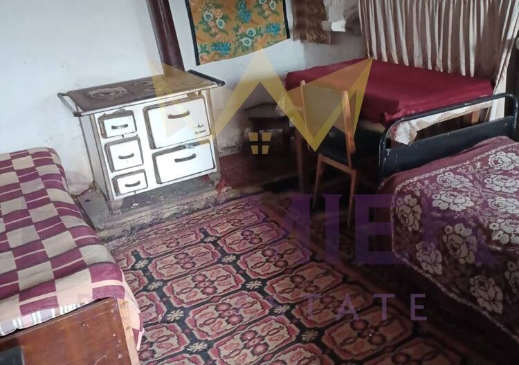 Двуетажна къща в с. Генерал Кантарджиево -  - снимка 11 - Имоти Премиер