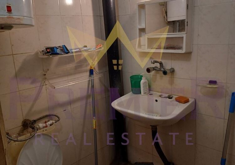 Двуетажна къща в с. Генерал Кантарджиево -  - снимка 3 - Имоти Премиер