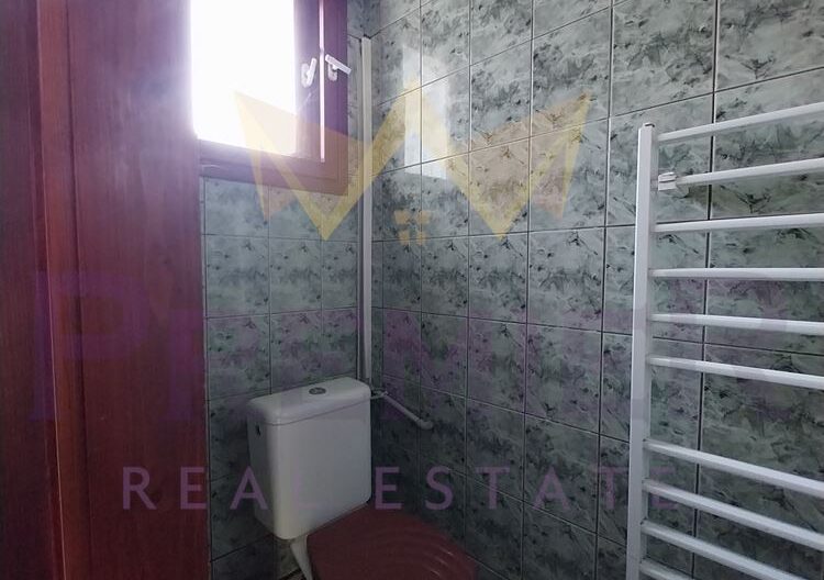 Двуетажна къща в с. Приселци, област Варна. -  - снимка 10 - Имоти Премиер