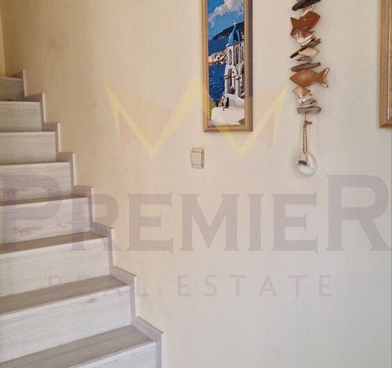 Двуетажна къща в Свети Влас - - снимка 5 - Имоти Премиер