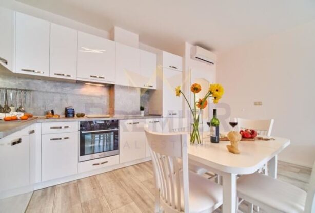 Агенция за недвижими имоти - Имоти Премиер - имот - 1050857, Цена: 600 EUR