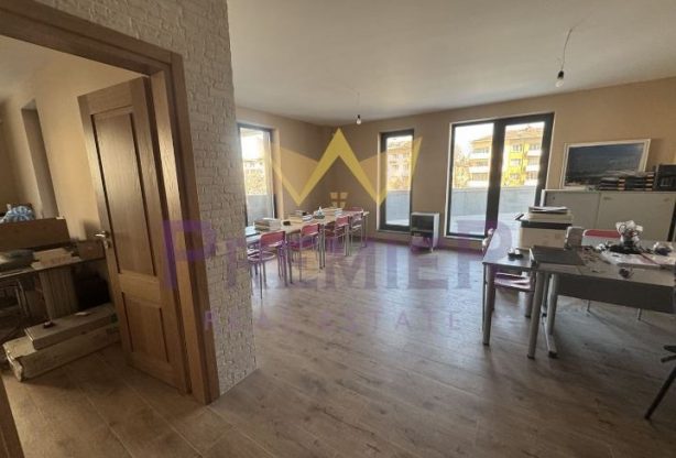 Агенция за недвижими имоти - Имоти Премиер - имот - 1000029, Цена: 227304 EUR