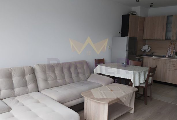 Агенция за недвижими имоти - Имоти Премиер - имот - 1004407, Цена: 800 EUR