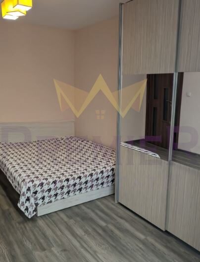 ДВУСТАЕН АПАРТАМЕНТ, КОЛХОЗЕН ПАЗАР - - снимка 5 - Имоти Премиер