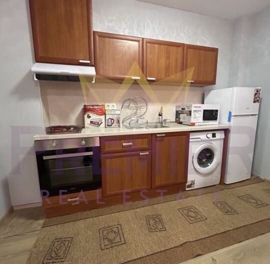 Агенция за недвижими имоти - Имоти Премиер - имот - 1105586, Цена: 450 EUR