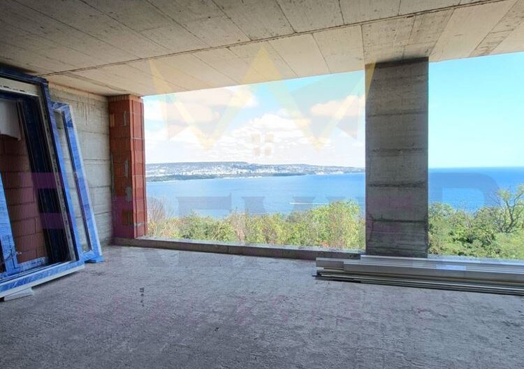Агенция за недвижими имоти - Имоти Премиер - имот - 1020777, Цена: 135000 EUR