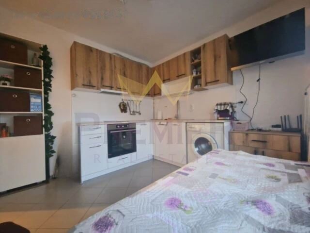 Агенция за недвижими имоти - Имоти Премиер - имот - 1063287, Цена: 86000 EUR